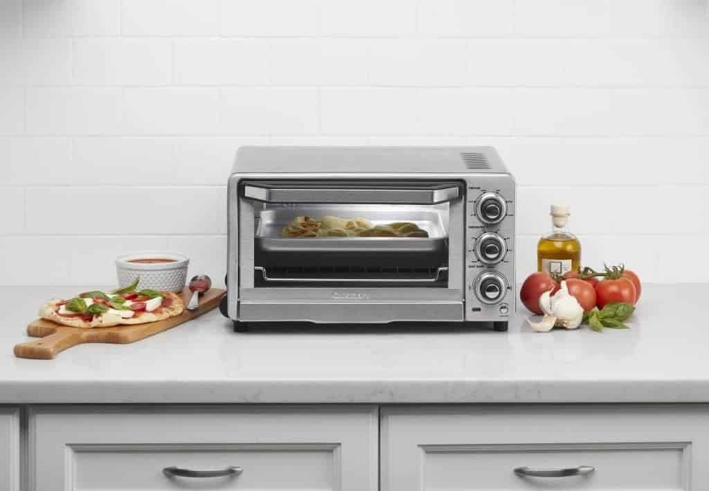Cuisinart TOB-40N Custom Classic Toaster Oven Broiler, 17 Inch, Black